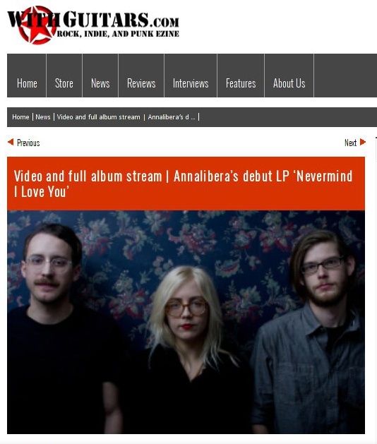 AnnaliberaWithGuitars1