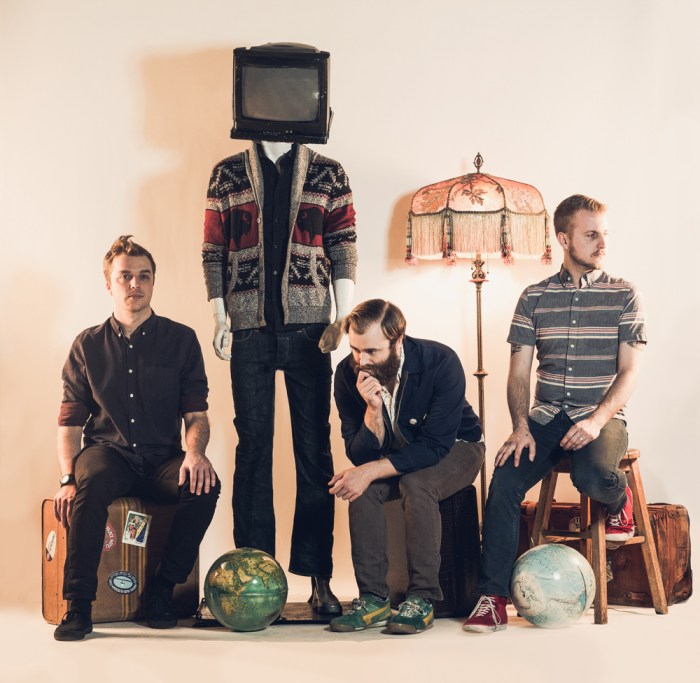 ThoseManicSeasLightbyEricCarlson